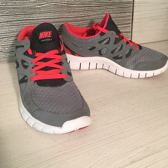Sold** Women’s Nike free run 2 - Picture 6 of 6